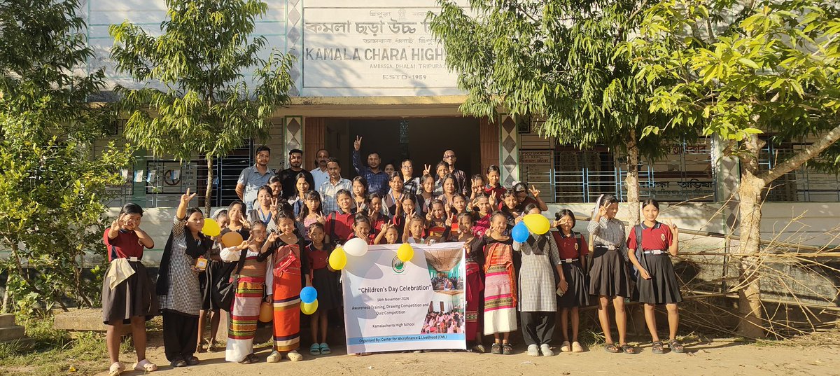 SECPartner_JJM's tweet photo. Celebrated Children’s Day in Jampui &amp; Dhalai blocks, engaging around 250 students. The event featured drawing &amp; quiz competitions, handwashing sessions to promote hygiene, cultural performances, &amp; awareness sessions embracing the theme "ForEveryChildEveryRight."
#CMLTataTrusts https://t.co/CIcfvPCVns