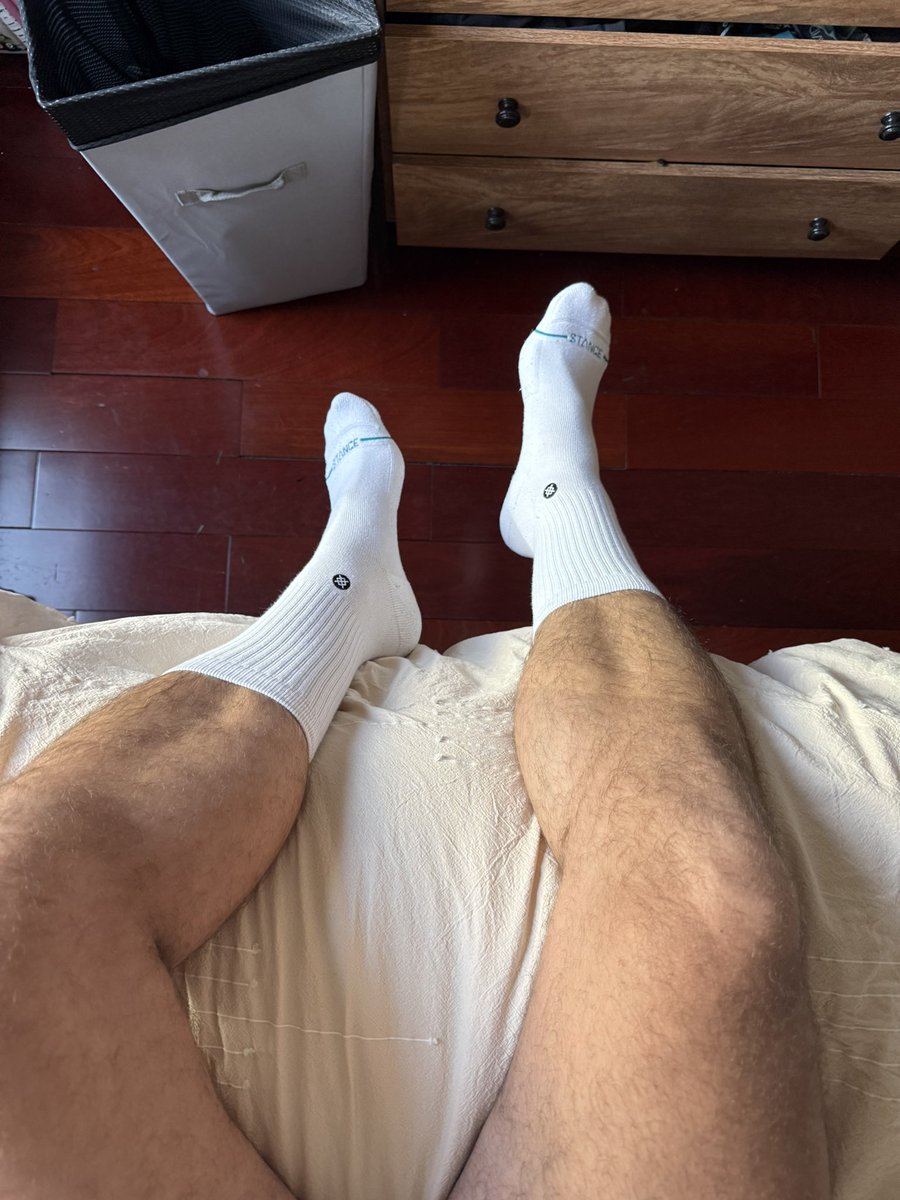 hunterhowley's tweet photo. need a boy on these soles https://t.co/lsNS3chtP4