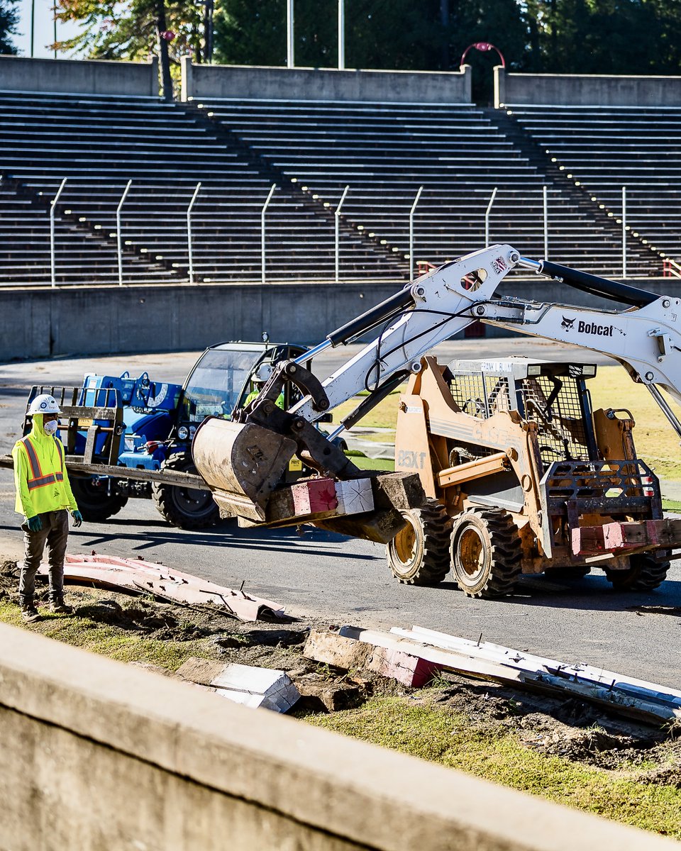 The Next Generation of Racing is coming, <a href="/BGSRacing/">Bowman Gray Stadium</a>... 👀 

#NASCARClash | <a href="/NASCAR/">NASCAR</a>