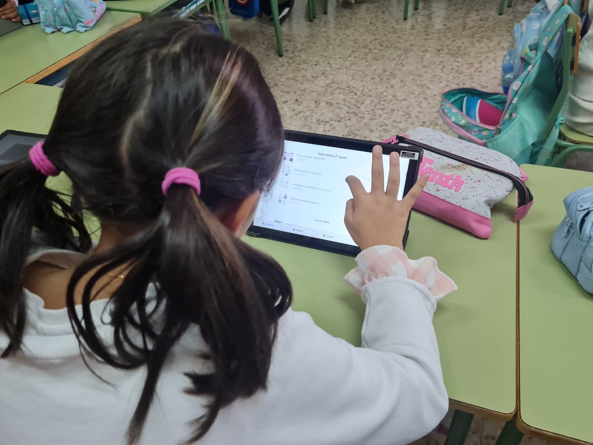 Sergio-MaestroEF (@sergiomaestroef) on Twitter photo Un poco de <a href="/AntonApp_EN/">ANTON - The free learning platform for school</a> para acabar la semana en proyecto de centro.
Repasan distintas Γ‘reas.
No todo va a ser pensamiento computacional y robΓ³tica Un poco de <a href="/AntonApp_EN/">ANTON - The free learning platform for school</a> para acabar la semana en proyecto de centro.
Repasan distintas Γ‘reas.
No todo va a ser pensamiento computacional y robΓ³tica