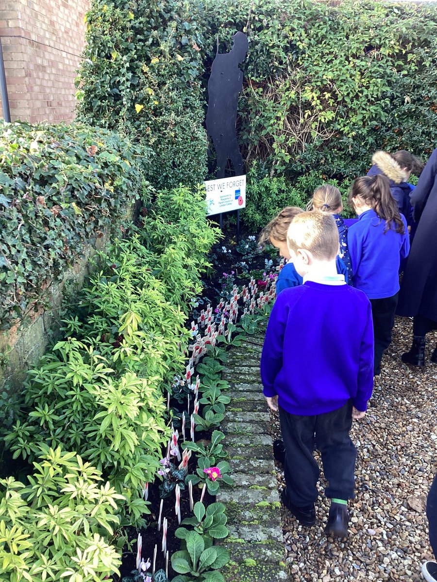 As it was Remembrance Sunday last weekend, our Year 3 children visited the war memorial to pay their respects.