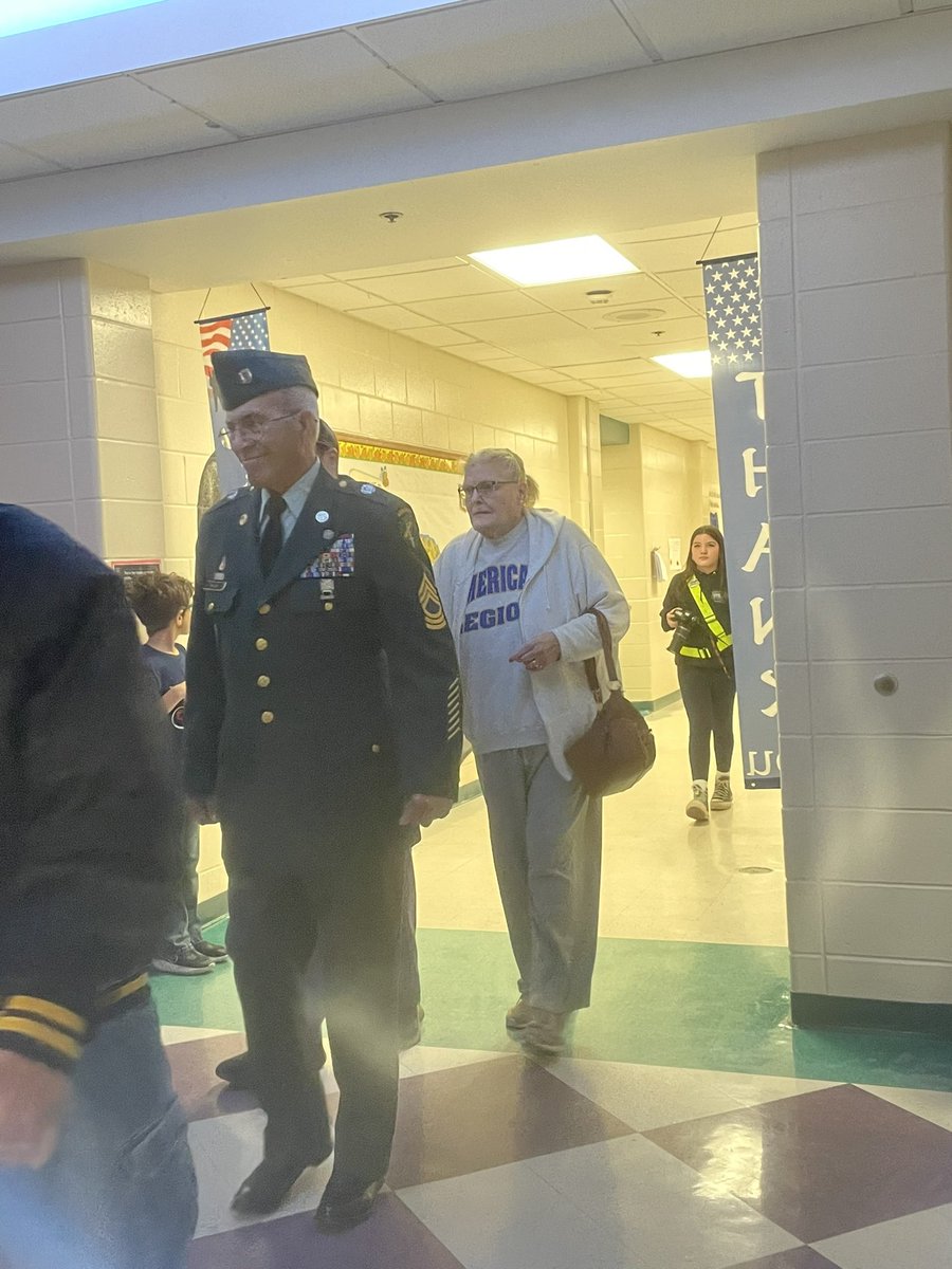 Veterans on parade! Thank you for your time and sacrifice for our great nation! #itsahorbelthing