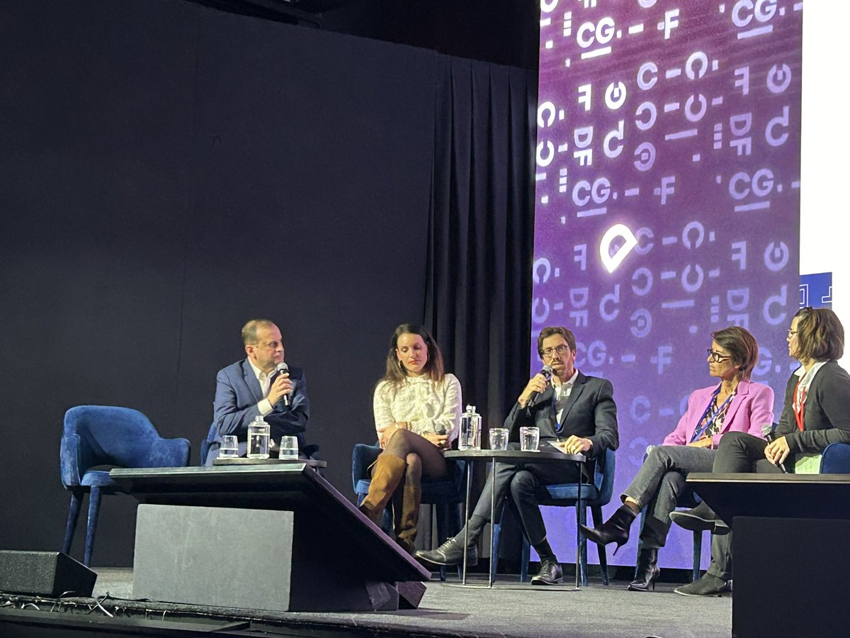 « Quand la robotique (RPA) ne savait pas traiter une tâche, elle renvoyait un message d’erreur. Aujourd’hui, l’#IA Générative apporte une réponse en toutes circonstances même si elle est fausse. »

<a href="/Bastien_JdLP/">Bastien Jourdan de La Passardiere</a> de <a href="/CapgeminiInvent/">Capgemini Invent</a> à #Financium de la <a href="/dfcgasso/">DFCG</a>