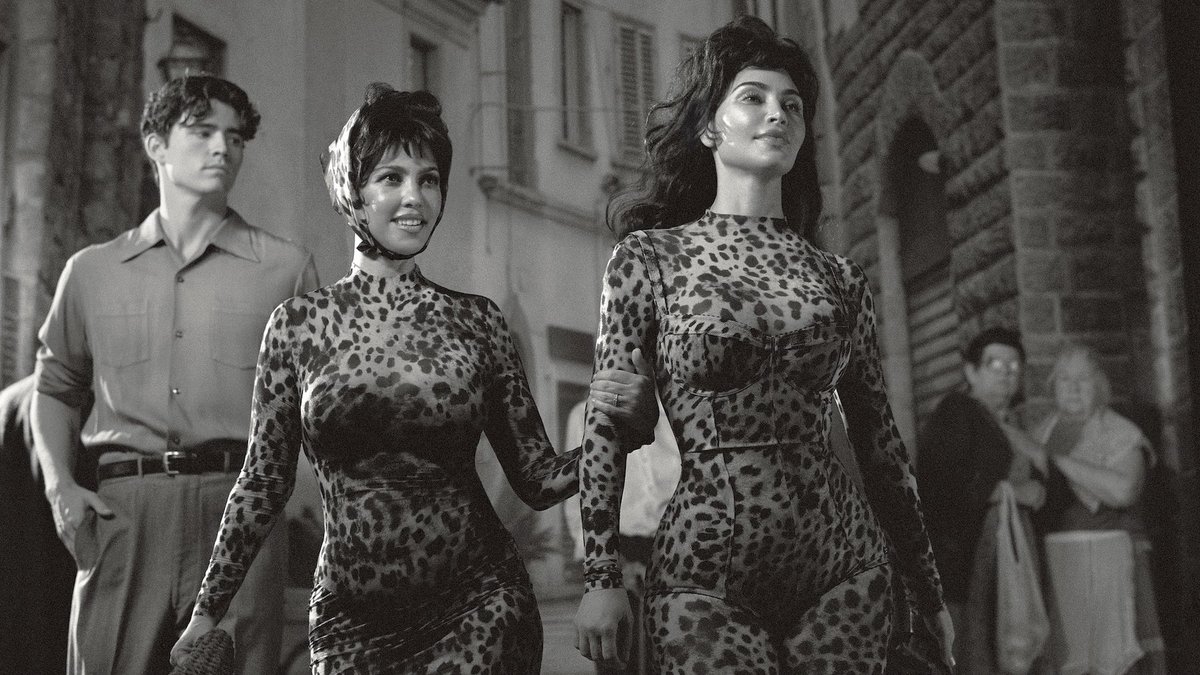 felipemnzp's tweet image. Kim and Kourtney photographed by Nadia Lee Cohen for Skims’ new collab with Dolce &amp;amp; Gabbana. This is ART.