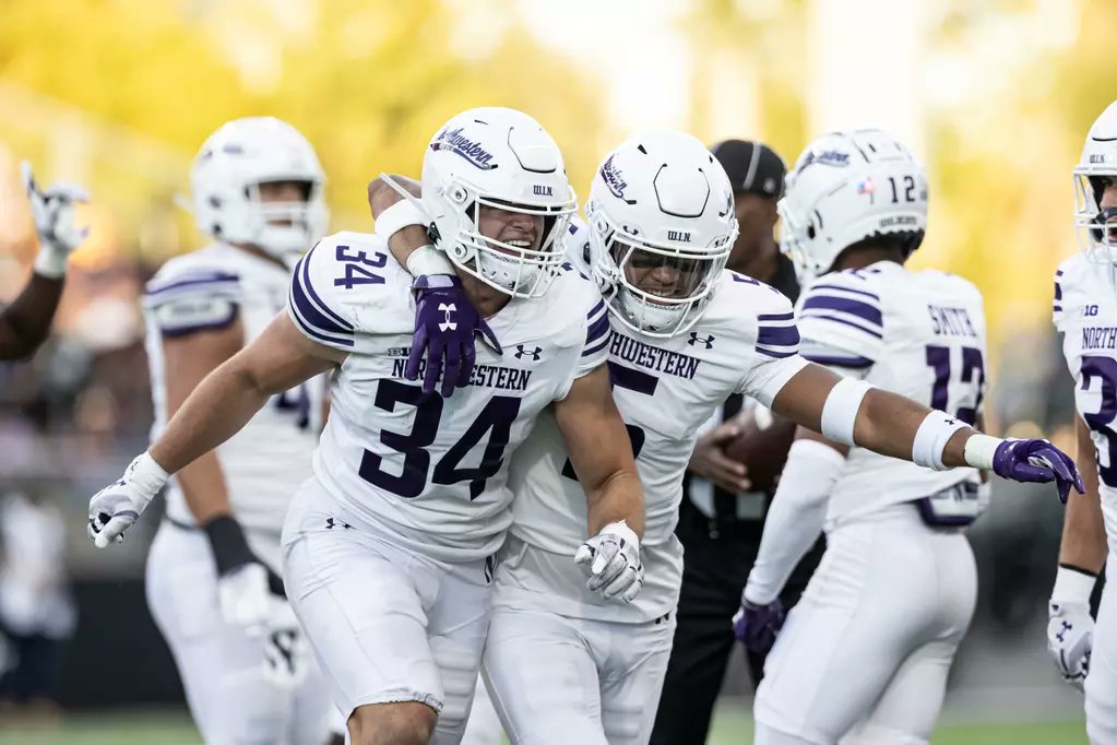 GoU_TrueNU's tweet image. &quot;There are guys next to you working just as hard and doing it without a scholarship.&quot;

@xandermueller13 took TrueNU inside his decision to share his NIL funds with his walk-on teammates.

This is how we do NIL the NU way.

READ: bit.ly/XanderMuellerN…