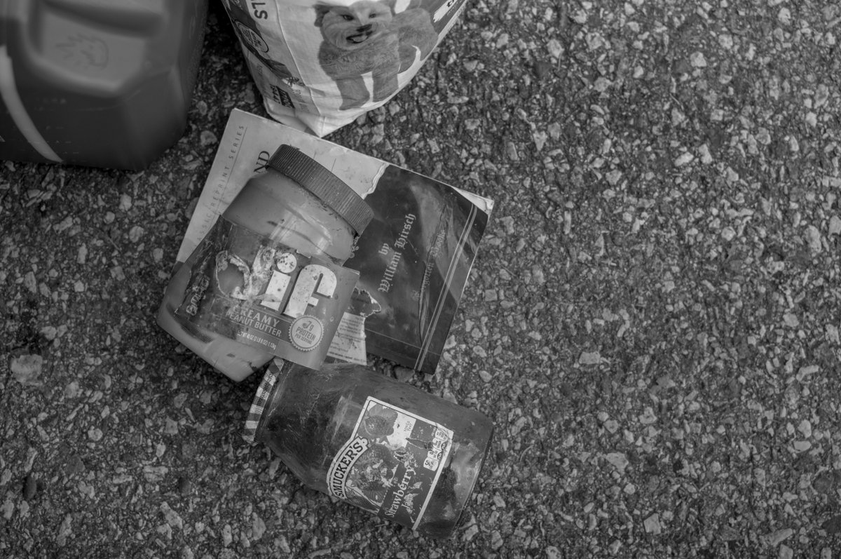 "I receive $960 a month from SSDI. I should have $32 a day, but my needs, and a few wants, are debiting my account. Living as minimally as I know how, I’m not making it. I’m losing weight I don’t have to lose." esquire.com/news-politics/…