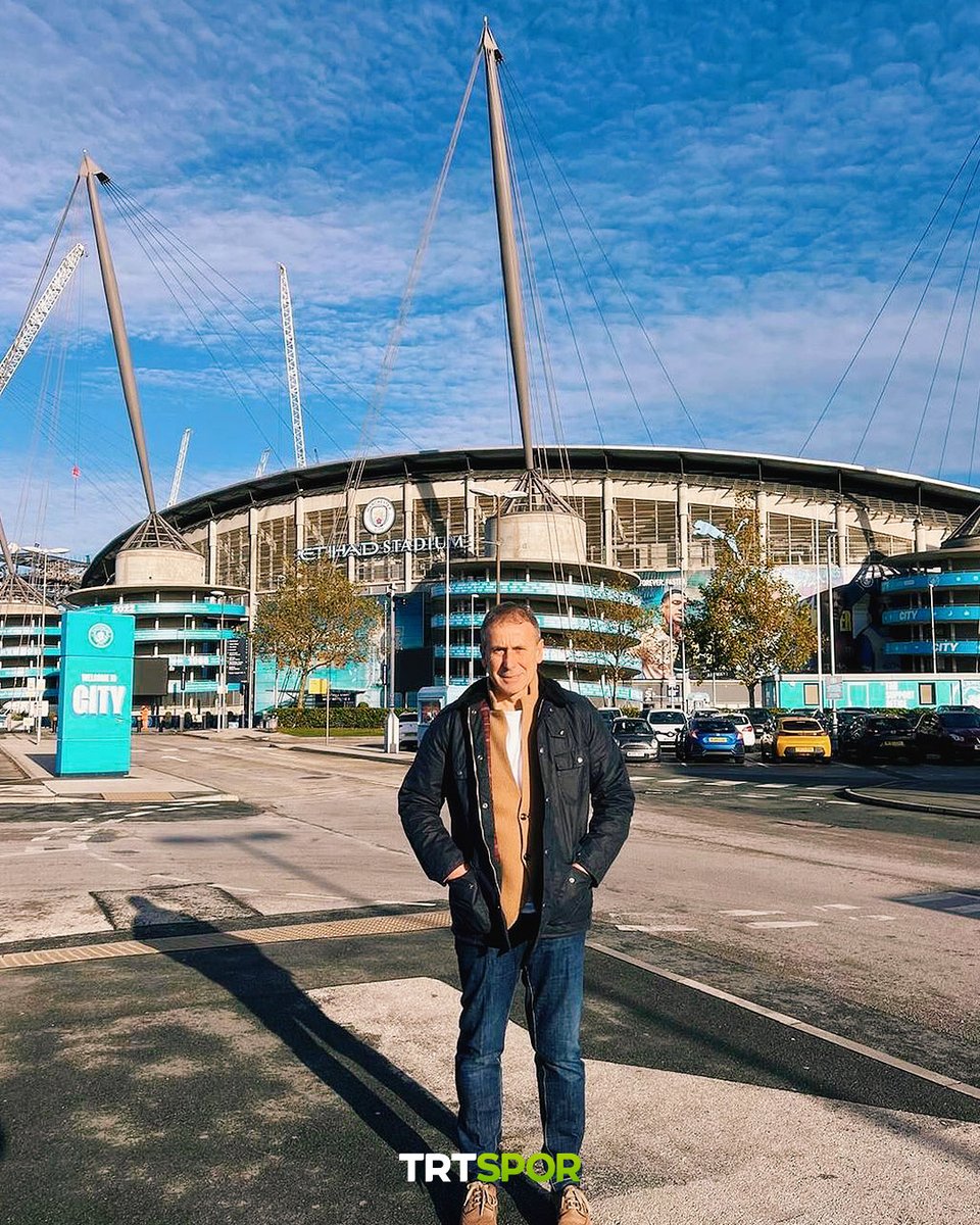trtspor's tweet photo. 📍 Abdullah Avcı, Manchester City'yi ziyaret etti. https://t.co/DG4wF2AJqs