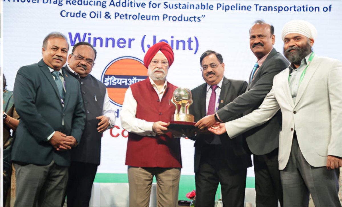 RndIndianoil's tweet image. IndianOil R&amp;amp;D triumphed at #ETM2024, winning Best Innovation for XtraFlo DRA and Best Indigenous Tech for IV-IZOMaxCAT. Kudos to the team for advancing innovation! 

#InnovationAward #IndigenousTech