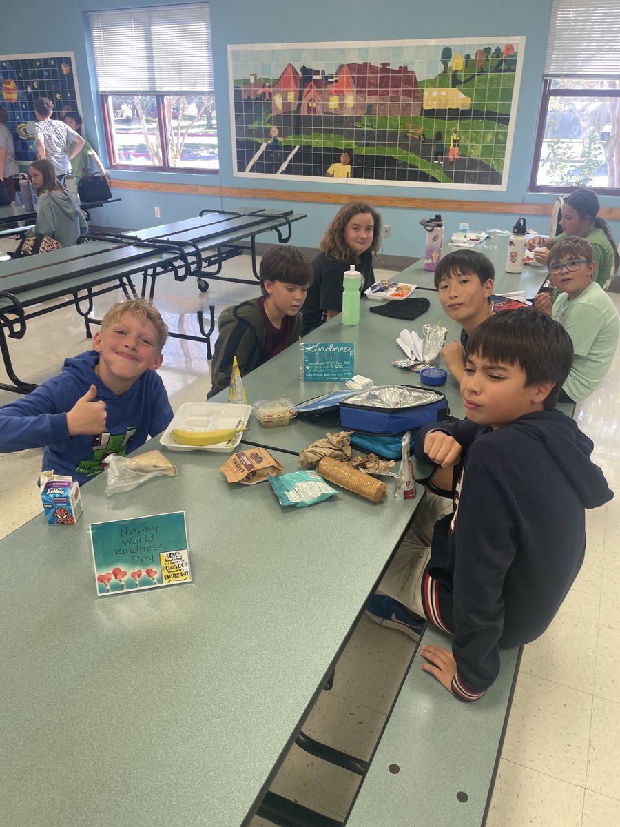 NaumannElem's tweet photo. Naumann 5th graders celebrating Kindness Day! Knights UNITED @wkmills22 #hardworkfeelsgood #assistantprincipalslife https://t.co/CAd1qtzH2N