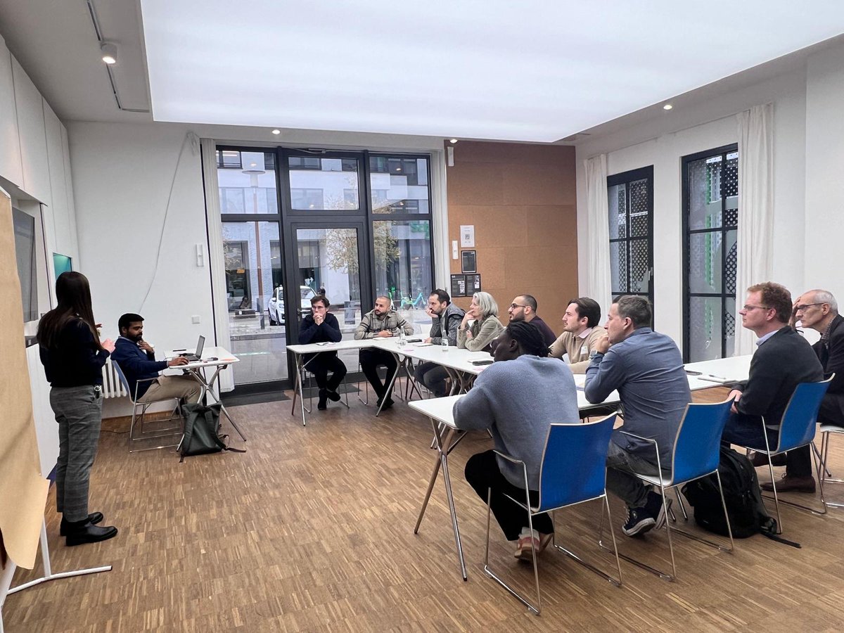 Letzte Woche fand die 10. EnEffCo® -Akademie statt. Wir hatten die Ehre, #EnEffCo®-Anwender:innen aus ganz Deutschland begrüßen zu dürfen. 
Herzlichen Dank an alle Teilnehmerinnen und Teilnehmer für den wertvollen Austausch! Wir freuen uns schon jetzt auf die nächste Akademie.