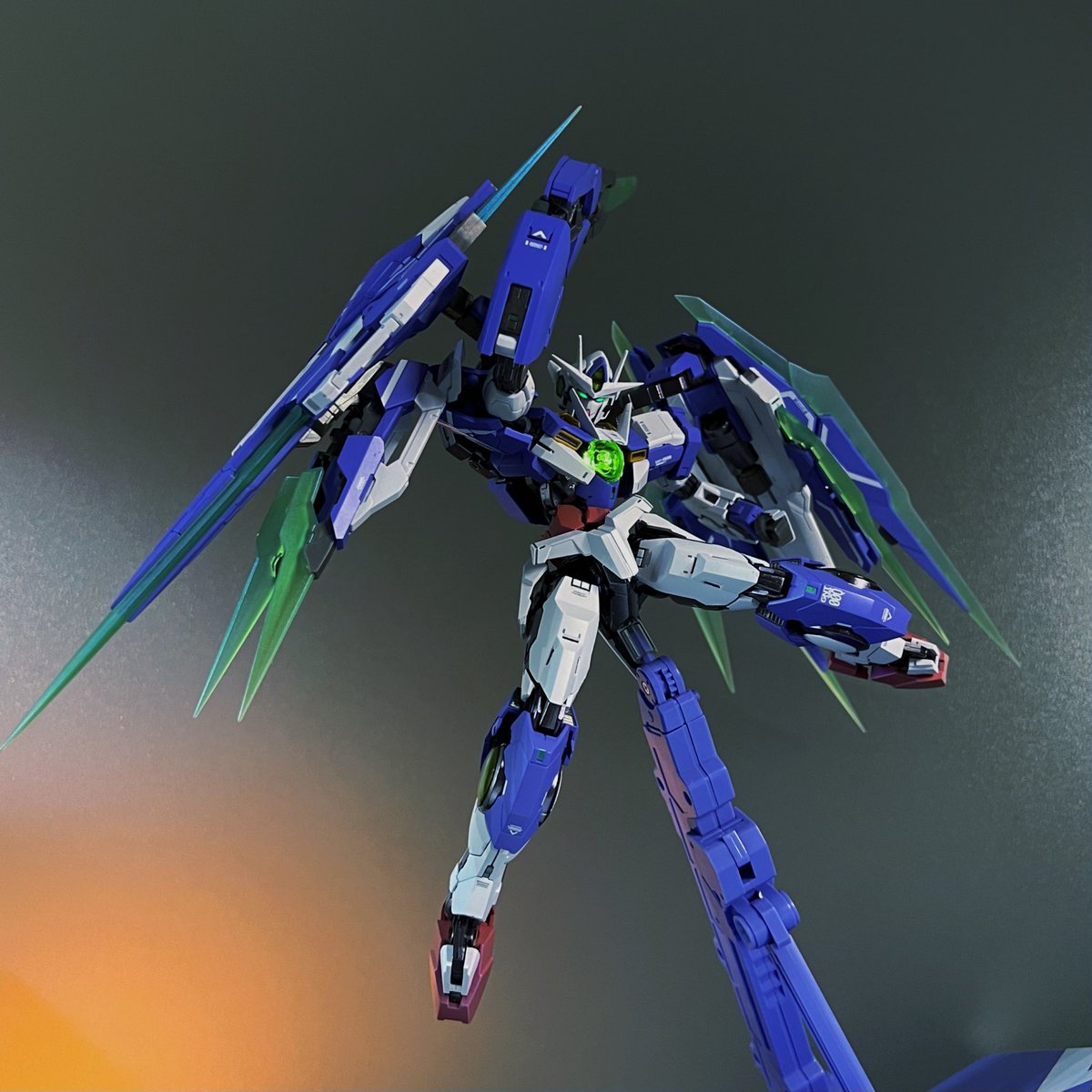 lokiyear15's tweet photo. METAL BUILD
ダブルオークアンタ フルセイバー
かっこいい！

TAMASHII NATION 2024 開催記念商品 metalbuild 00 GAN(T) FULL SABER https://t.co/5aPHT5R700