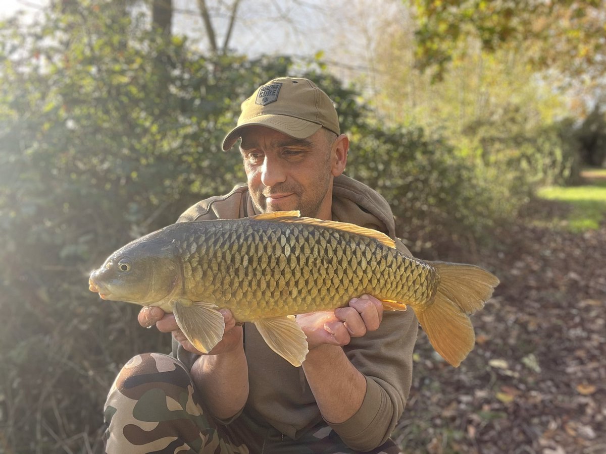 Just the one so far today🎣

#fishing #carpfishing #fisherman #carp #commoncarp #fishingtrip #fishinglife #leamingtonspaaa