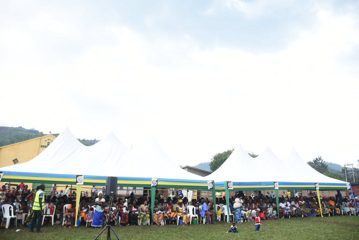 Umuyobozi w’Ishami ry’Imirire n’Isuku muri NCDA, Uwineza Agnes, yasabye abaturage muri <a href="/RusiziDistrict/">Rusizi District</a> kwita ku bana babo mu gihe cy’iminsi 1000, itangira kubarwa kuva umwana agisamwa kugeza yujuje imyaka 2. Yasabye kandi abagabo kudaharira abagore inshingano zo kwita ku bana.