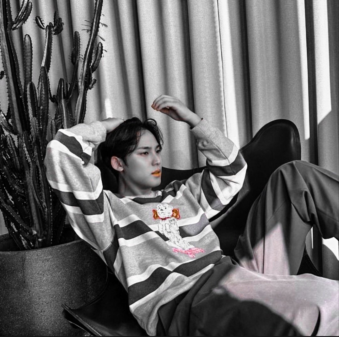 min9u_k_'s tweet photo. [14/11/24]

Last day of rest and work from tomorrow.
I wish you a good afternoon. https://t.co/KROKeDN94f