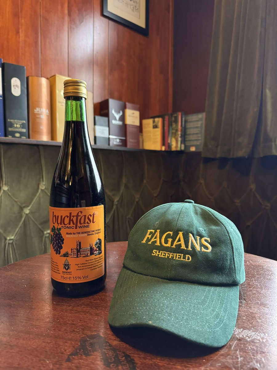 The <a href="/KNEECAPCEOL/">KNEECAP</a> prep is underway.

Wish us luck Sheffield 😂