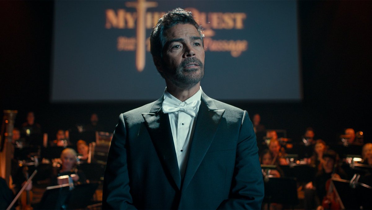 Apple TV News Hub tweet media