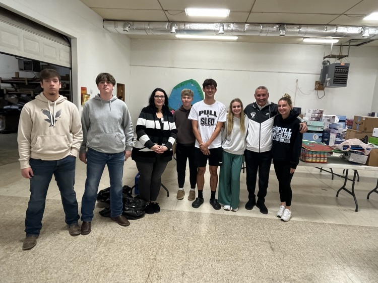marion_wv's tweet photo. Turn It On! as the Marion County Toy Shop is underway with assistance from North Marion and Marion County Technical Center students who volunteered with set up of the Christmas Toy Shop.  Students were led by Mrs. Sabrina Hampton and assisted by Reverend Saunders. https://t.co/o9EeIg9QEN
