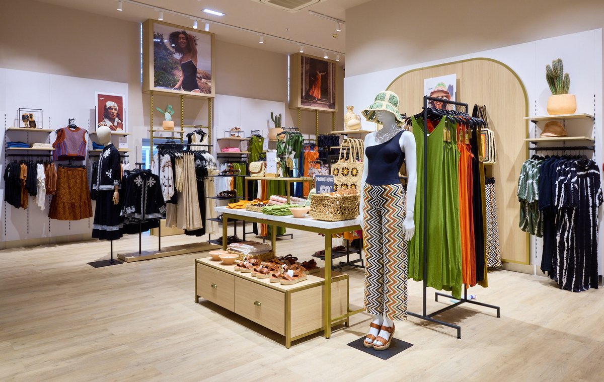 Groupe_Plesio's tweet photo. Le groupe Casino franchit aujourd’hui une nouvelle étape de son redressement et de son développement en lançant un plan stratégique pour devenir le meilleur des marques de #proximité

👉 https://t.co/CFUQKKBohP https://t.co/0kcghQqRlF