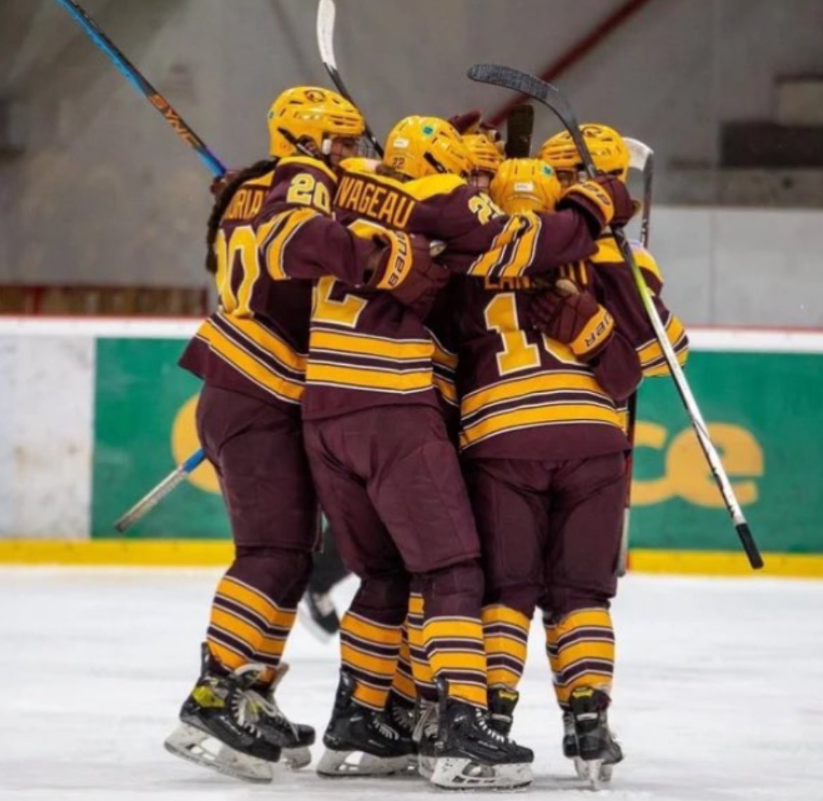 Cobber Womens Hockey (@cobberwhockey) on Twitter photo The countdown is on! Regular season begins tomorrow with a home series vs Augsburg. 7:30pm at the Sports Center!
#Rollcobbs🌽 <a href="/CobberSID/">Cobber Athletics</a> The countdown is on! Regular season begins tomorrow with a home series vs Augsburg. 7:30pm at the Sports Center!
#Rollcobbs🌽 <a href="/CobberSID/">Cobber Athletics</a>
