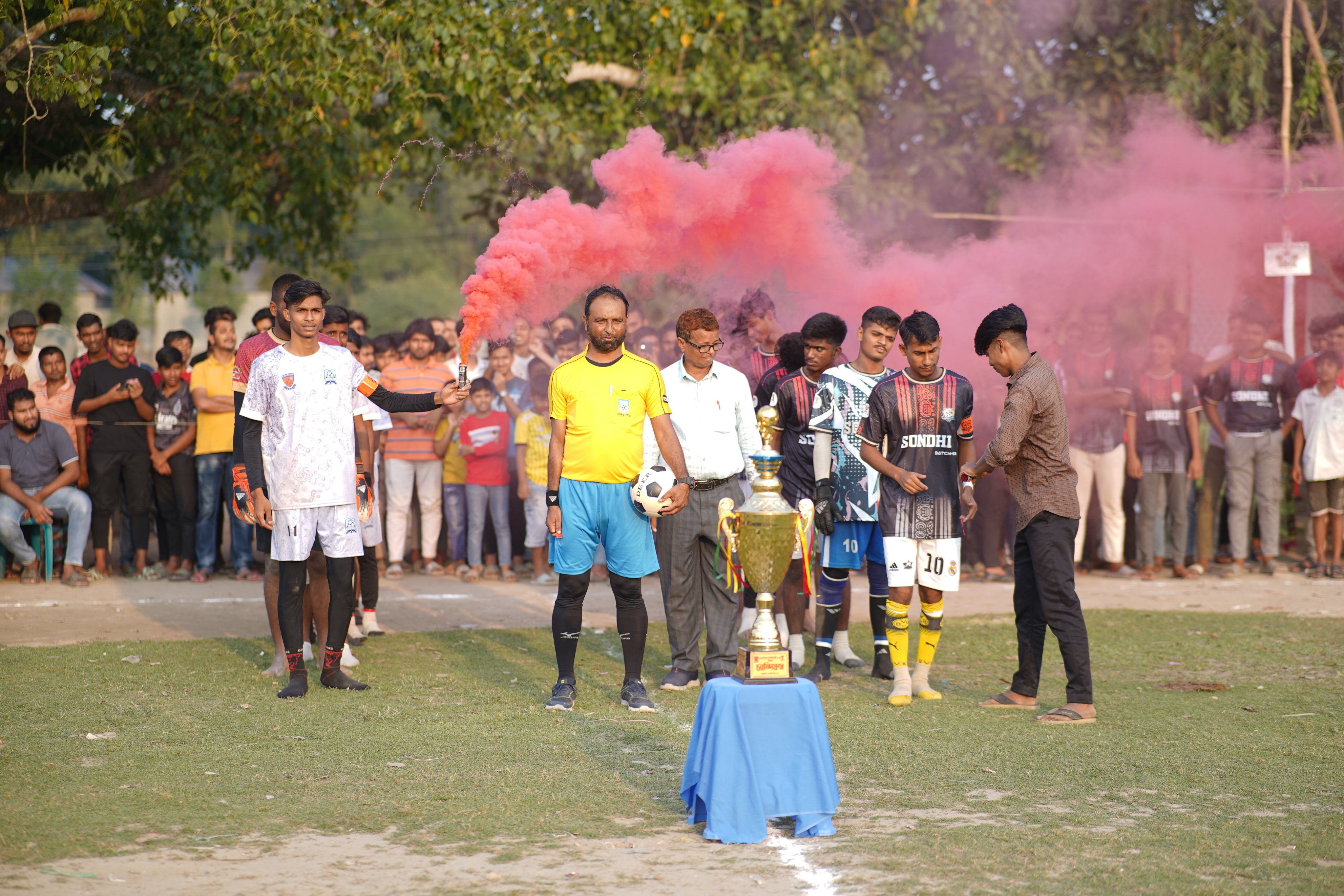জমকালো আয়োজনে শেষ হলো করোনেশিয়ান চ্যাম্পিয়ন ট্রফি