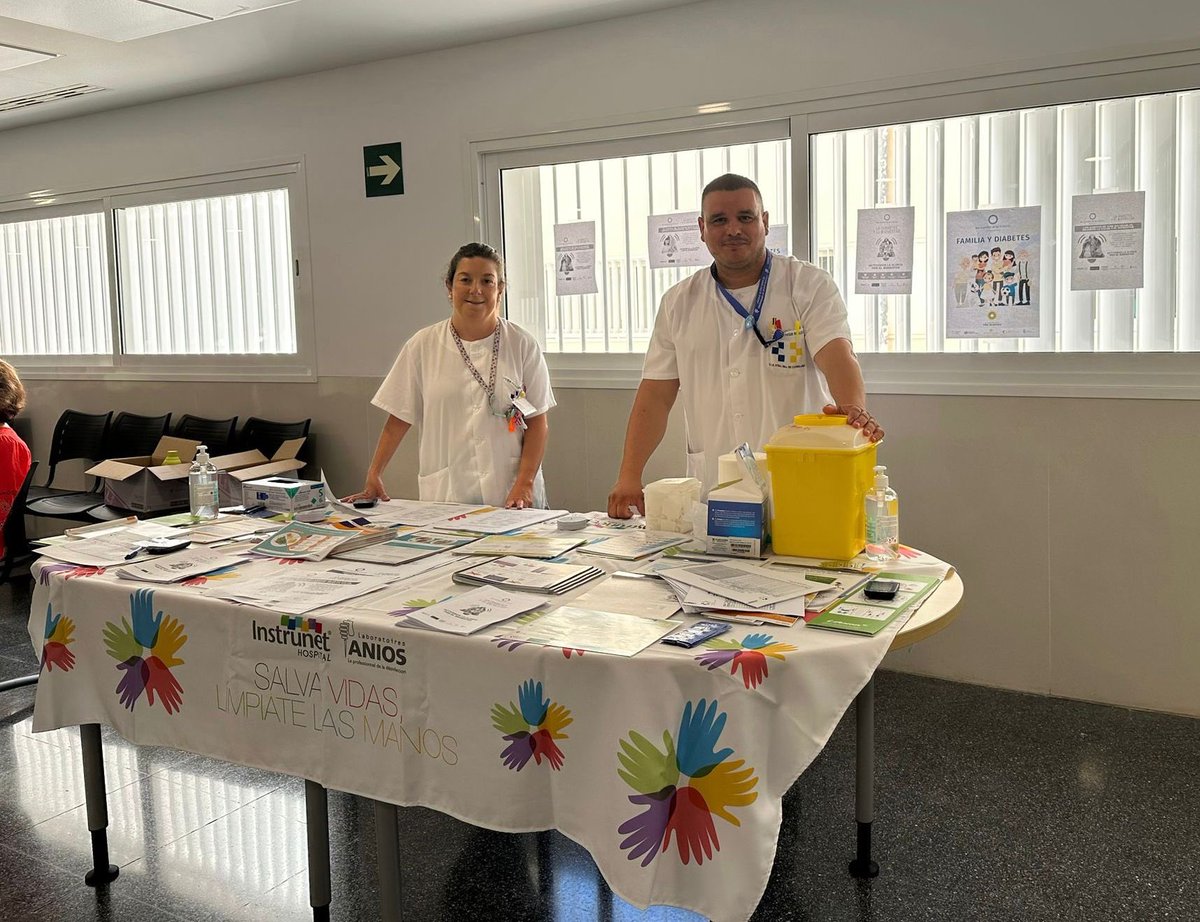 Hoy celebramos en el #HUNSC, Hospital del Sur y CS Rumeu el día mundial de la #diabetes con talleres educacionales y para concienciar a la población de su importancia