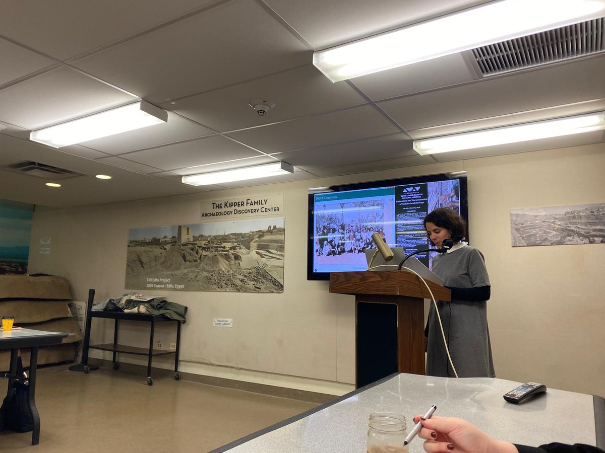 Construyendo Tarteso (@ctarteso) on Twitter photo 🗣️Los proyectos de #CasasdelTuruñuelo (<a href="/IAM_CSIC/">Instituto de Arqueología-Mérida (IAM-CSIC)</a>) y del Oasis de M´hamid (<a href="/ArchHubCSIC/">ArchaeologyHub CSIC</a> / <a href="/Terrachidia_ONG/">Terrachidia</a>) fueron presentados ayer por nuestra compañera <a href="/EstRodrguez/">Esther Rodríguez</a> en el <a href="/ISAC_UChicago/">Institute for the Study of Ancient Cultures</a> en una conferencia que tuvo como eje central la arquitectura de tierra 🧱 🗣️Los proyectos de #CasasdelTuruñuelo (<a href="/IAM_CSIC/">Instituto de Arqueología-Mérida (IAM-CSIC)</a>) y del Oasis de M´hamid (<a href="/ArchHubCSIC/">ArchaeologyHub CSIC</a> / <a href="/Terrachidia_ONG/">Terrachidia</a>) fueron presentados ayer por nuestra compañera <a href="/EstRodrguez/">Esther Rodríguez</a> en el <a href="/ISAC_UChicago/">Institute for the Study of Ancient Cultures</a> en una conferencia que tuvo como eje central la arquitectura de tierra 🧱