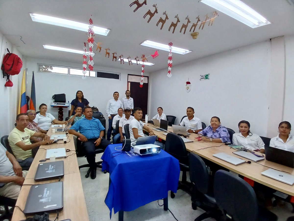 ANDREA BUSTAMANTE tweet media