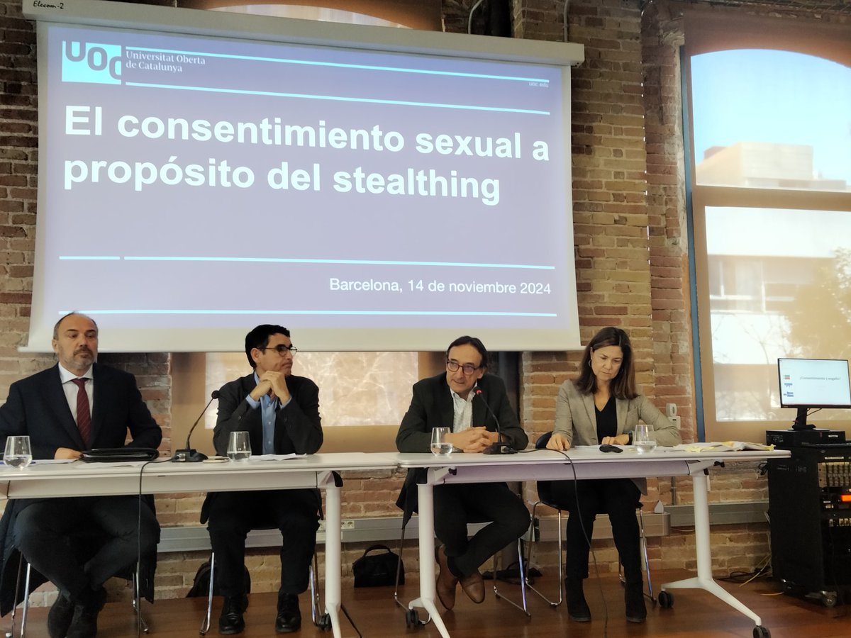 Guardiola_Chus's tweet image. Cerrar la incesante avalancha de correos, apagar el móvil, escuchar, pensar, debatir con elegancia. Un lujo que nos deberíamos permitir más a menudo. Fantástico seminario y brillantes ponentes. Sobre el cosentimiento sexual a propósito del stealthing.