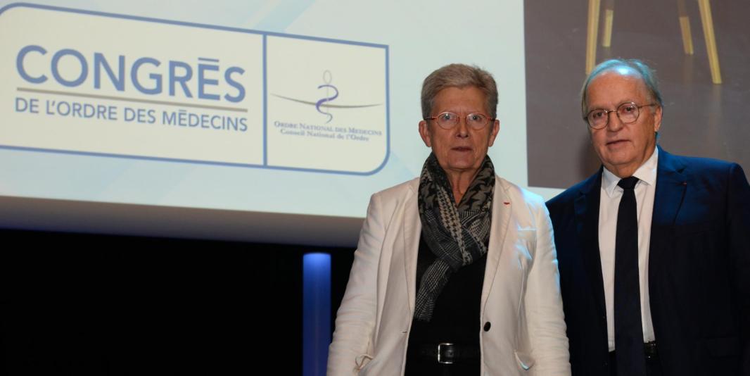 Le #CongrèsCNOM2024 est ouvert ! En présence de la Ministre <a href="/Sante_Gouv/">Ministère de la Santé</a> <a href="/gdarrieussecq/">Geneviève Darrieussecq</a>, le Dr <a href="/FranoisArnault2/">François Arnault</a> souligne les enjeux de la santé de demain et le rôle des médecins dans une société en mutation.