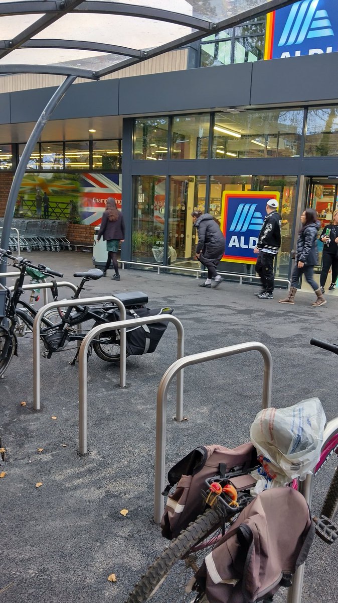 Ruth Fletcher 🔶 tweet media