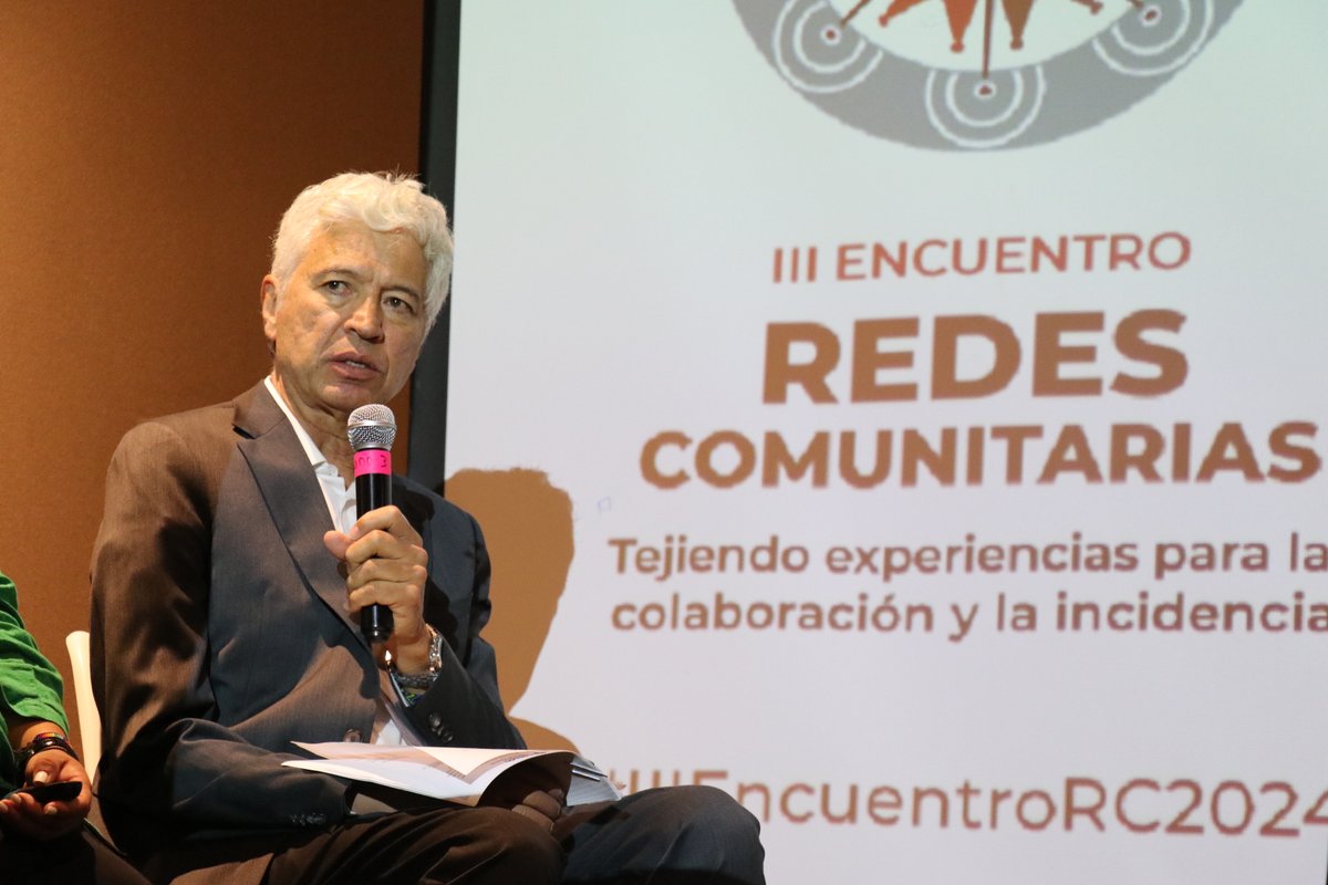 🎙¡Comenzamos con el primer panel del día en el #IIIEncuentroRC2024! Exploraremos cómo las alianzas estratégicas entre múltiples partes involucradas contribuyen a superar las brechas que limitan la conectividad en la ruralidad ¡Vamos adelante con esta conversación esencial!🌐💬