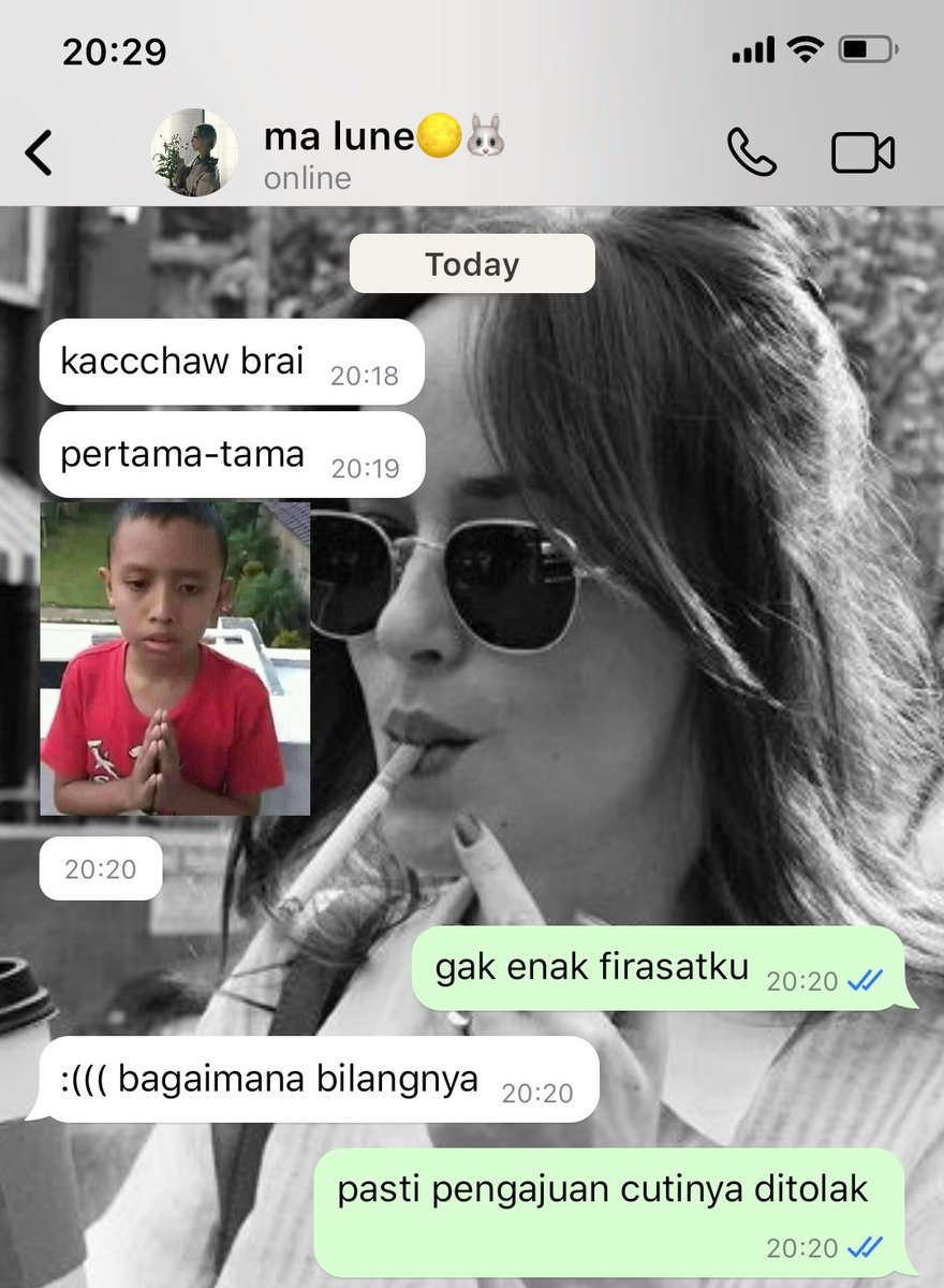 squirrius's tweet photo. Kehidupan dewasa memang nggak sesederhana sebelumnya. Tapi, setidaknya ada waktu untuk duduk berdua di tengah sibuknya dunia.

#heesumin very-very short au https://t.co/PjxueEbzJW