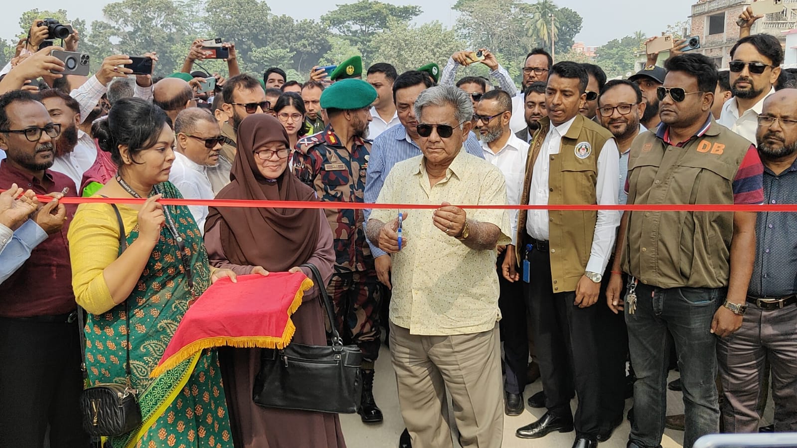 উদ্বোধন হল বেনাপোল বন্দরে কার্গো ভেহিকেল টার্মিনাল : কমবে ভোগান্তি, বাড়বে বাণিজ্য