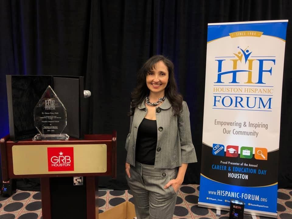 uhcmals's tweet photo. The Center for Mexican American and Latino/a Studies would like to welcome Dr. Diana Pino as the department’s new professor of practice. Dr. Pino, who is a lecturer for several MAS courses, will also be serving as the Director of the Lydia Mendoza Graduate Fellowship Program. https://t.co/Ly5fq2fomZ