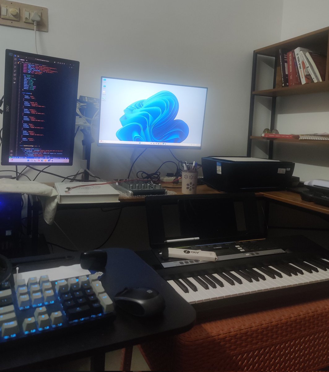 cyborg_anand's tweet image. The power of AI. 
Asked chat Gpt about my life representation based on my prompt and questions I have asked. It gives the picture. The first one is AI generated and the second one is my original desk