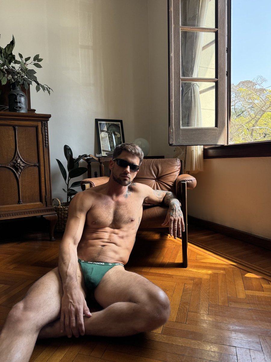 itboytrendsnyc's tweet photo. Get early access to @ontracks_studio’ Black Friday discounts. Up to 40% off the entire collection by subscribing now. 🖤🧸 https://t.co/Xv5JAgTC6G https://t.co/IzMPDbcbfi