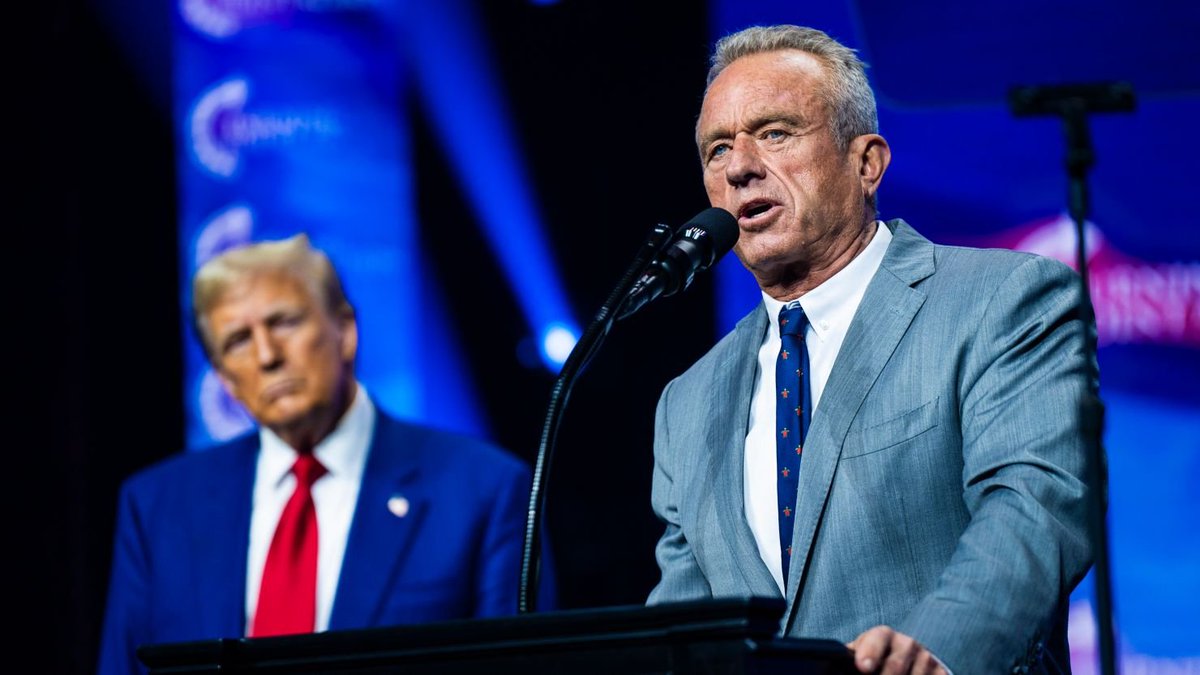 KobeissiLetter's tweet photo. BREAKING: Donald Trump selects @RobertKennedyJr to be the Health and Human Services secretary. https://t.co/LQeQ7qH2gJ