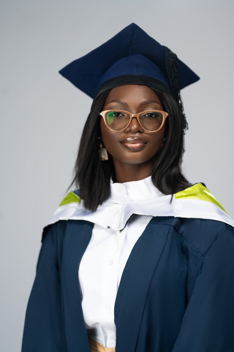 thelegalicons's tweet photo. OKEDIYA DOLAPO
SECOND CLASS UPPER HONORS 

WILLIAMS NEYEN C.
SECOND CLASS UPPER HONORS https://t.co/hK8MTcPhSN