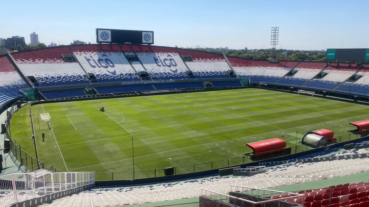 MartinoB2004's tweet photo. PARAGUAY VS ARGENTINA EN EL DEFENSORES DEL CHACO.🔥
En eliminatorias 🇦🇷 visitó a 🇵🇾 en 21 partidos.
🇦🇷 ganó 7 veces.
🇵🇾 ganó 3 veces. 
Empataron 11 veces.
Última victoria 🇦🇷 en 🇵🇾 fue 5-2 en las Eliminatorias para Brasil 2014.
Messi cumplirá 190 partidos con la Selección.🐐🔝 https://t.co/c2WKlaMWwZ