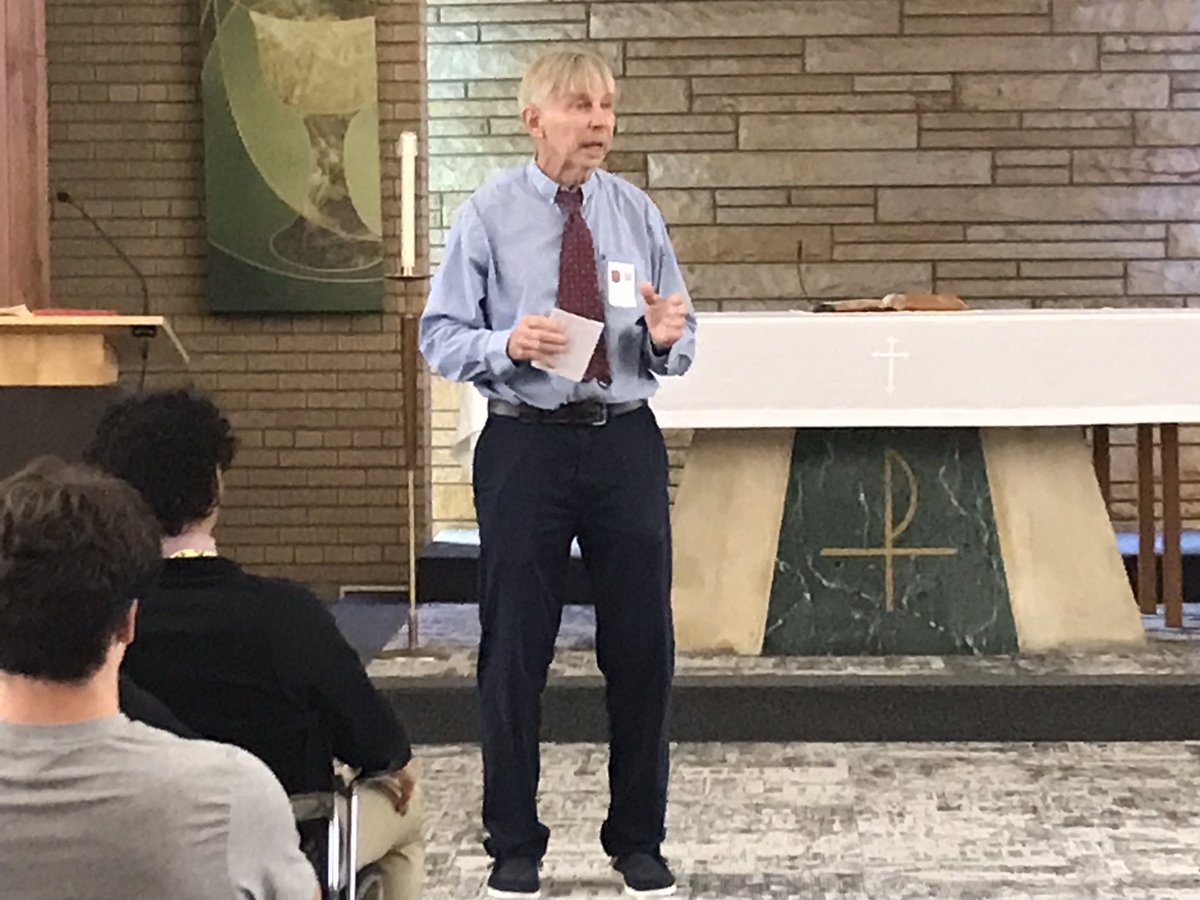 stxtigers_TFC's tweet photo. St. X would like to give a big-time thank you to Coach Steve Frommeyer for being this afternoon’s Tigers for Christ speaker. Coach Fro informed us that every decision we make affects those around us. It only takes a minute to make a choice, but the effects can last a lifetime. https://t.co/cM5jViMk0J