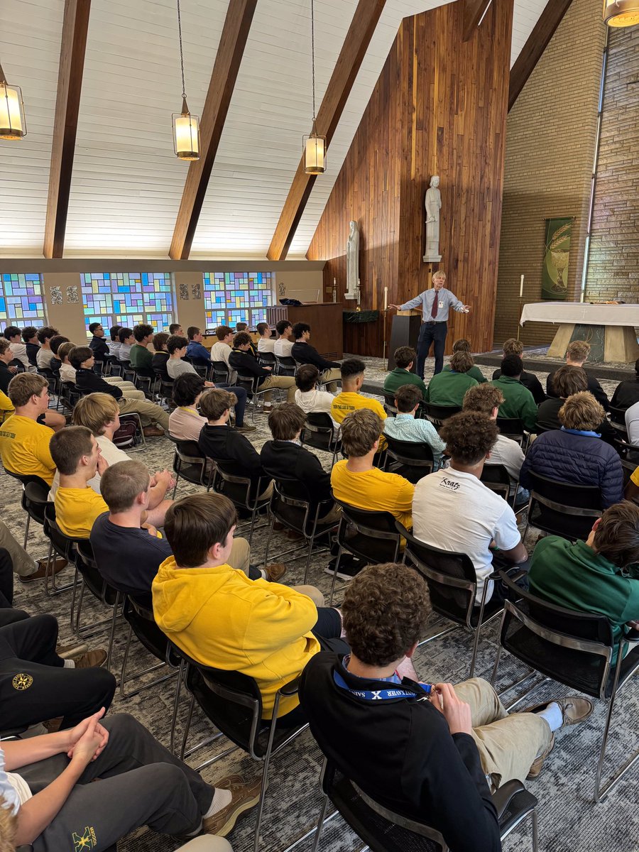 stxtigers_TFC's tweet photo. St. X would like to give a big-time thank you to Coach Steve Frommeyer for being this afternoon’s Tigers for Christ speaker. Coach Fro informed us that every decision we make affects those around us. It only takes a minute to make a choice, but the effects can last a lifetime. https://t.co/cM5jViMk0J