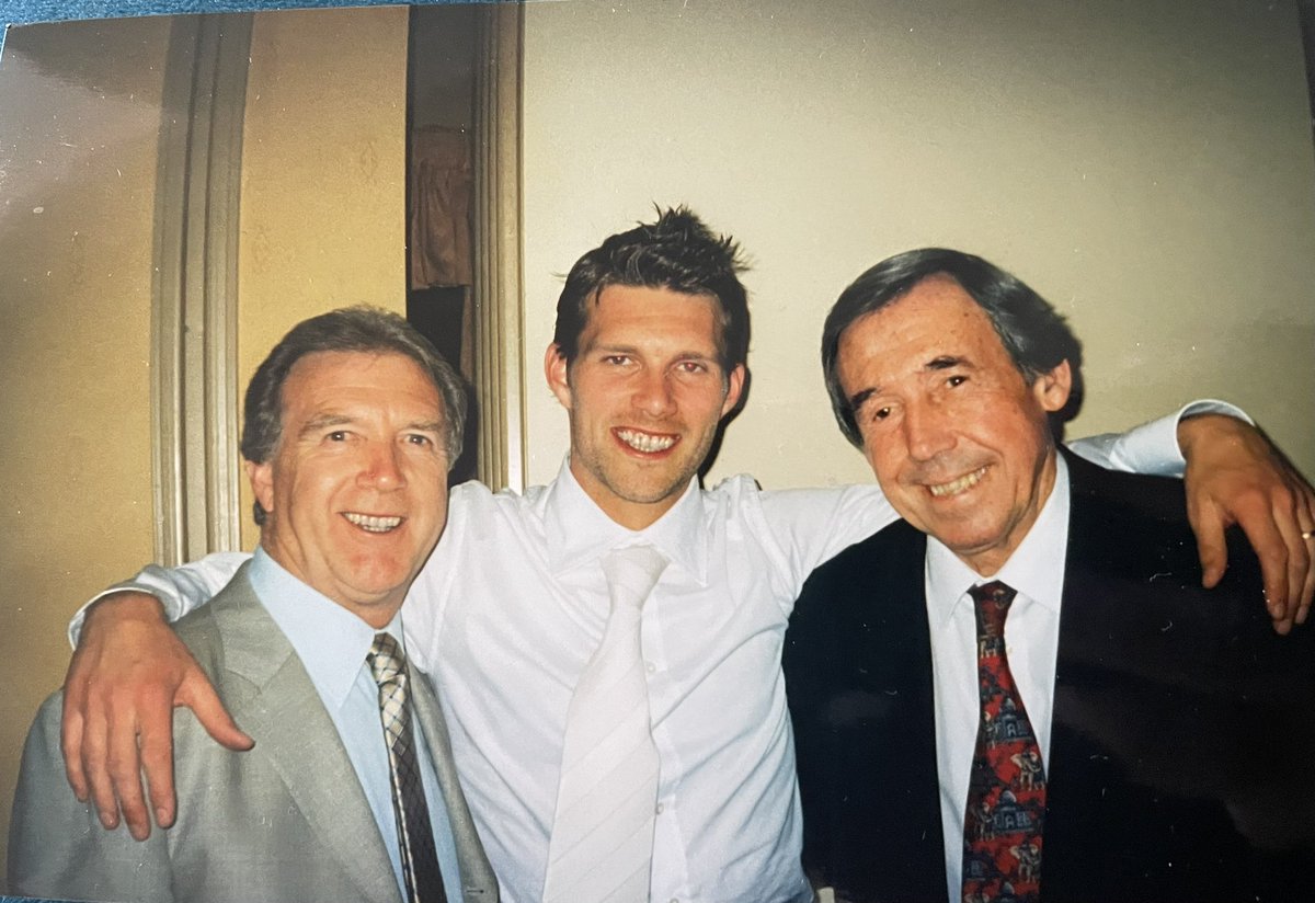 jimmywalker001's tweet image. Just a few great pics that didn’t make the book… imagine the quality of the ones that did 👀💥❤️⚽️ #sizeisnteverything