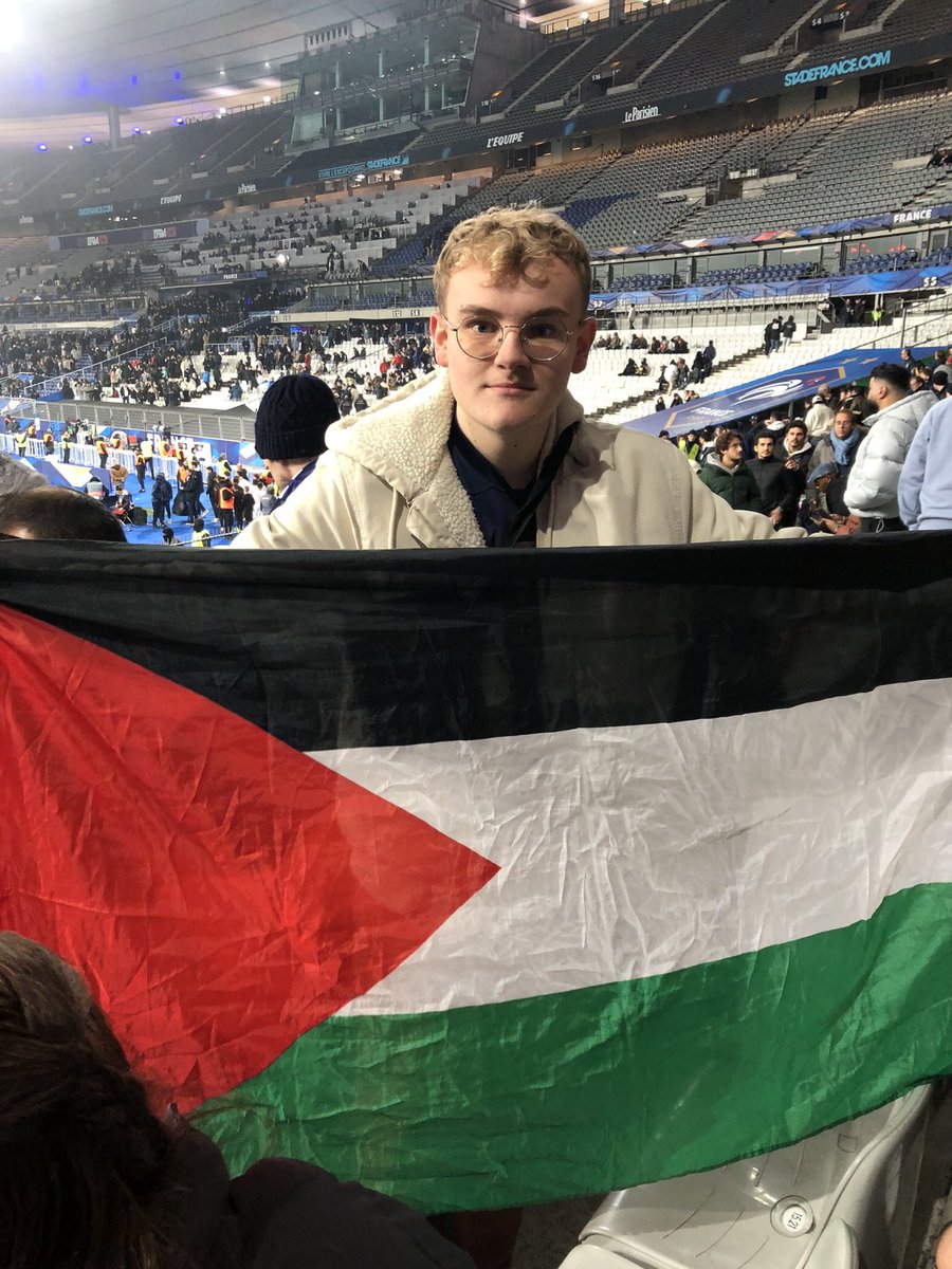 Emmanuel Hoarau (@emmanuelhoarau_) on Twitter photo Pas une seule mesure de restriction de la liberté d’expression ne peut faire oublier le massacre de civils en cours à Gaza <a href="/BrunoRetailleau/">Bruno Retailleau</a>. Même au Stade de France, #FreePalestine 🇵🇸 !
#FRAISR Pas une seule mesure de restriction de la liberté d’expression ne peut faire oublier le massacre de civils en cours à Gaza <a href="/BrunoRetailleau/">Bruno Retailleau</a>. Même au Stade de France, #FreePalestine 🇵🇸 !
#FRAISR