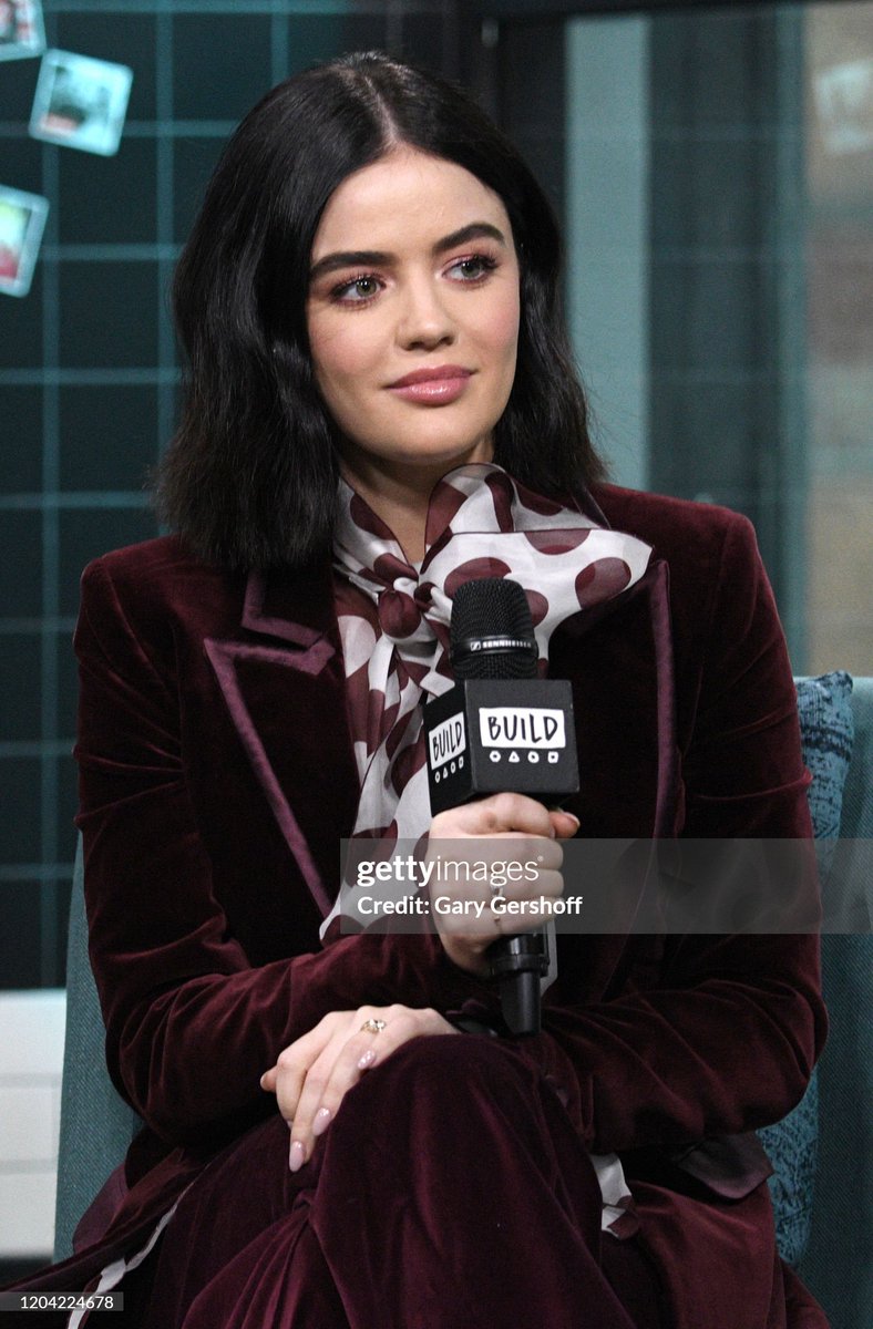 GettyStockRP's tweet photo. → #GettyStockRP📷 › 𝖦𝖺𝗅𝗅𝖾𝗋𝗒 › 𝖯𝗁𝗈𝗍𝗈𝗌 
𝖭𝖾𝗐 𝖸𝗈𝗋𝗄 𝖢𝗂𝗍𝗒 — Actress 𝖥𝗋𝖺𝗇𝖼𝖾𝗌𝖼𝖺 𝖠𝗆𝖻𝗋𝗈𝗌𝖾 (@greenote) visits the #BuildSeriesRP with host 𝖢𝗈𝗅𝖾 𝖣𝖾𝗅𝖻𝗒𝖼𝗄 to discuss the 𝖢𝖶 series “#KatyKeeneRP” at 𝖡𝗎𝗂𝗅𝖽 𝖲𝗍𝗎𝖽𝗂𝗈. https://t.co/CQLVouEO00