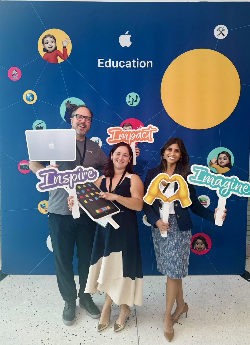#AppleDistinguishedSchools  is better with friends! Specially from <a href="/CDLocps/">Curriculum and Digital Learning</a>