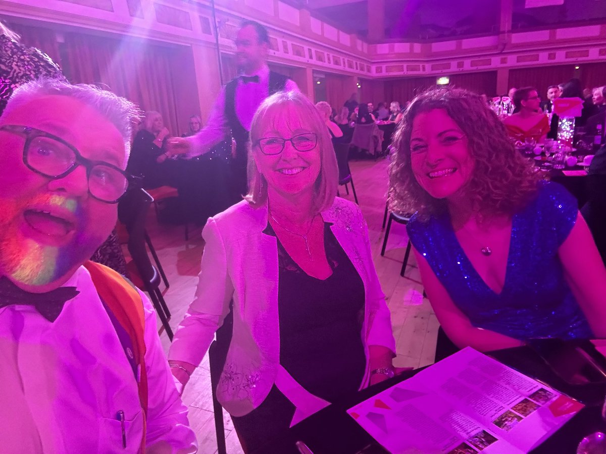 Lucky to be sharing table 29 at the #REYTA24 with the lovely ladies from <a href="/TheDeepHull/">The Deep</a> 💕🤿🦈🐟🐠🐡🪼🦑🐙