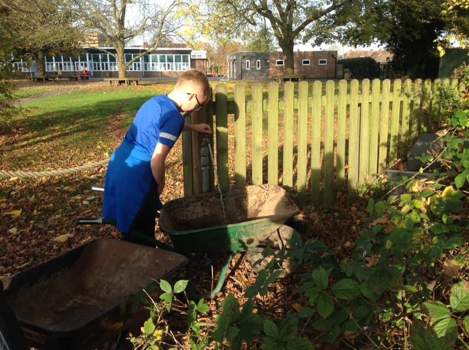 HollyfastSchool's tweet image. 5C, had their first Forest School session, a great time was had by all...#forestfun 🌳