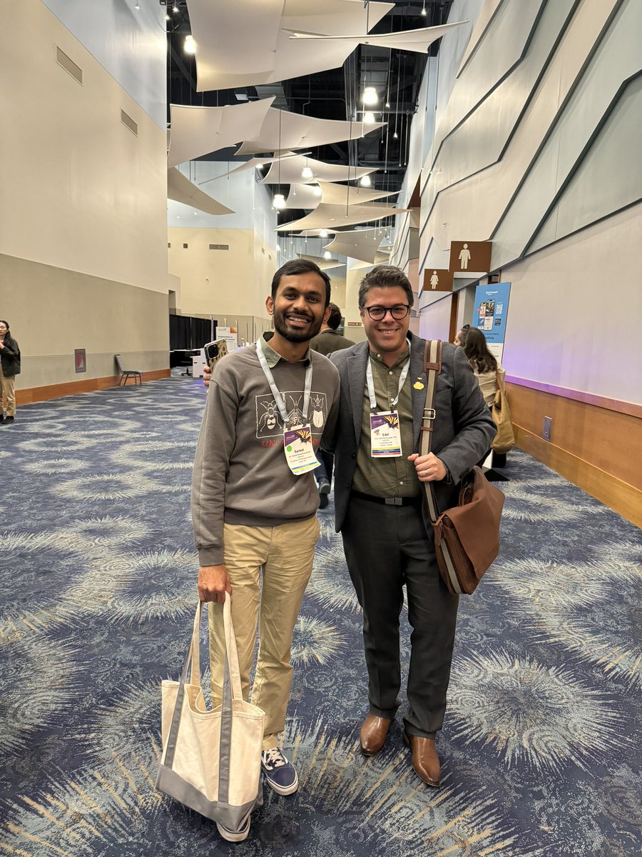 SanketS37059413's tweet image. Conference is the place you get to meet great people. It was so nice to meet @Edel_PLopez and sharing thoughts. Also thanks for clicking my picture during award ceremony. #EntSoc24