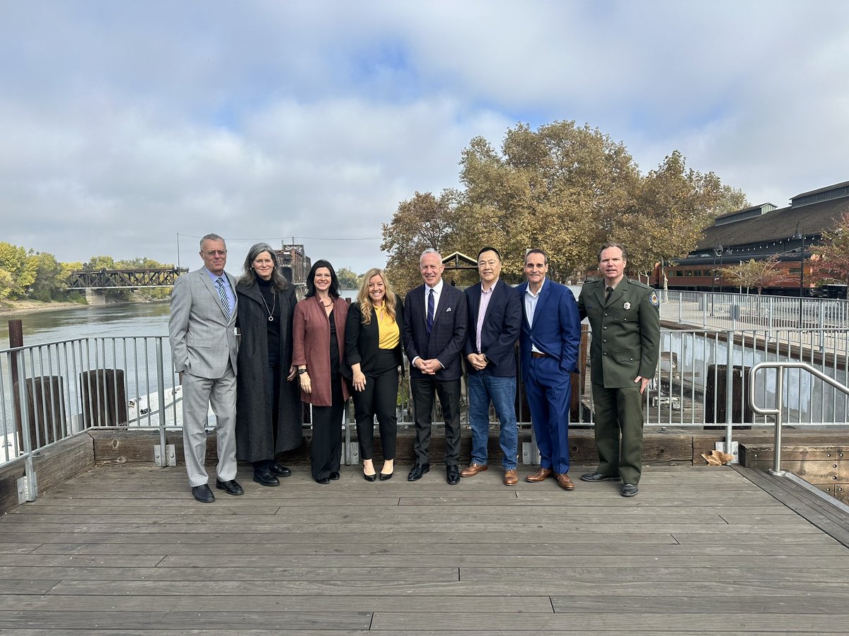 SenatorAshby's tweet photo. Week two of big economic development and creative economy announcements in @TheCityofSac led by @Mayor_Steinberg 

Dont call him a lame duck - he’s getting it all done before he leaves his post! 

46 million dollar investment in the riverfront @oldsacramento 

2 million investment in @VisitSacramento festivals like @goldenskyfest & @AFTERSHOCKSAC as well a @SacFarm2Fork 
And a new convention center hotel in @DowntownSac 

More to come, proud to add some state dollars to the efforts and honored to stand with city leaders as we begin to shape Sacramento’s next chapters. 

#Sacramento #California