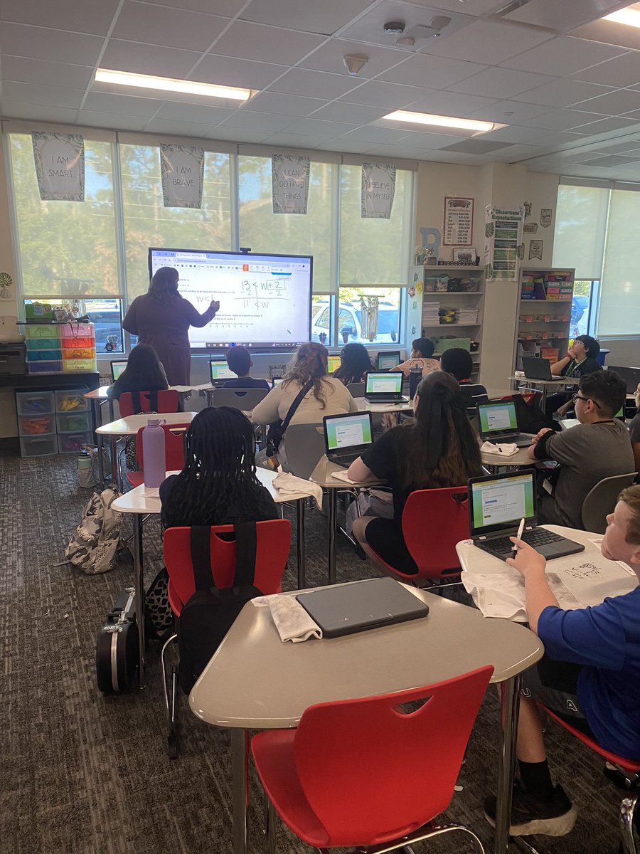 MathWithRansom's tweet image. 📚🎒 In our double staffed math class, teamwork makes the dream work! Simultaneous whole group and small group to benefit all! Collaboration + support = math success! 🧮✨ #MathClass #TeamTeaching #KMSCougarPRIDE
